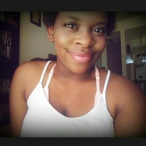 Meet your Posher, Aisha